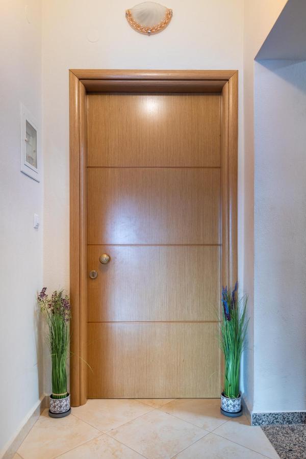 Luxury Central Apartment Xanthi Buitenkant foto